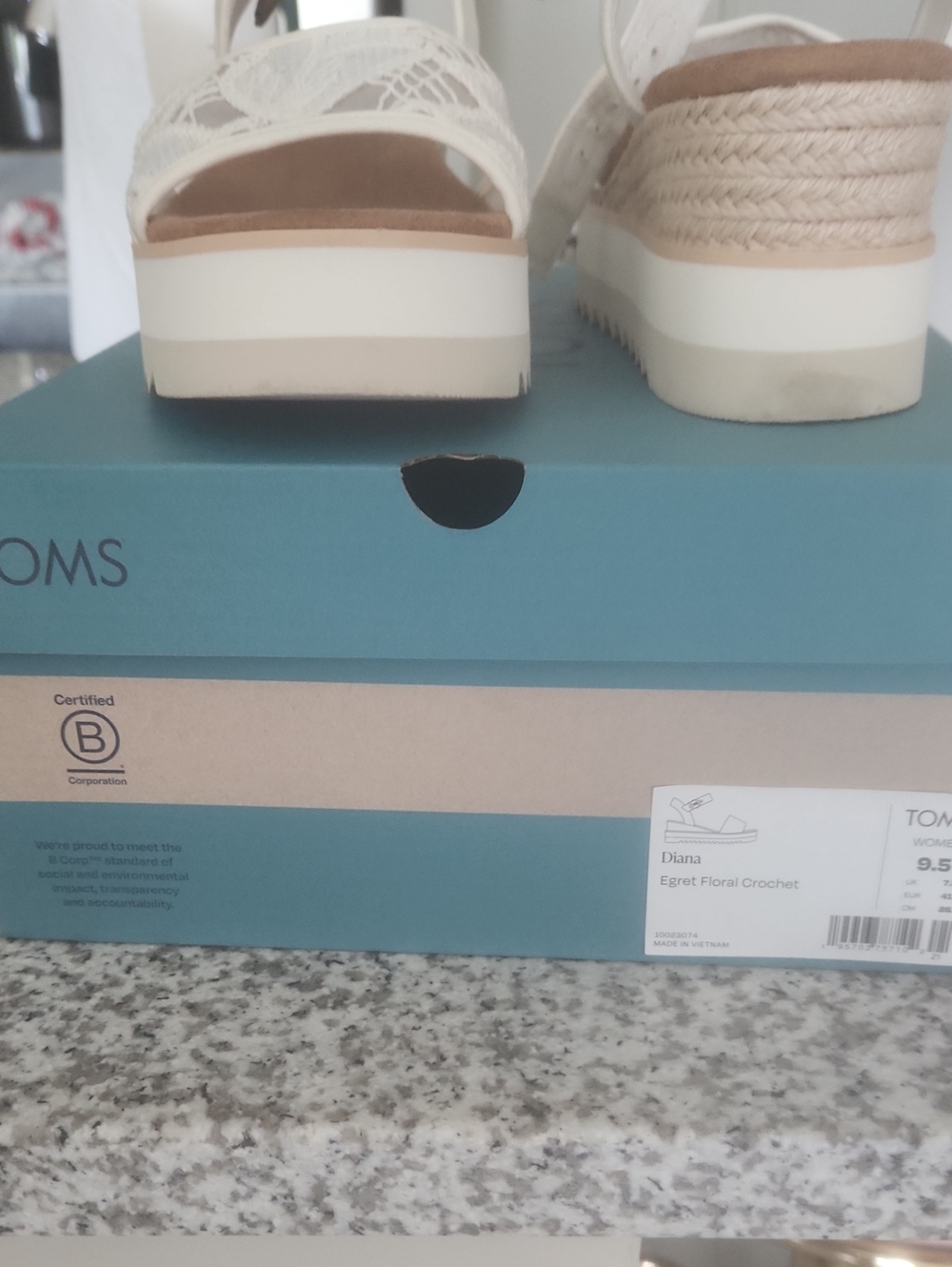 TOMS Diana Crochet Platform Sandal – Eggshell/Beige
